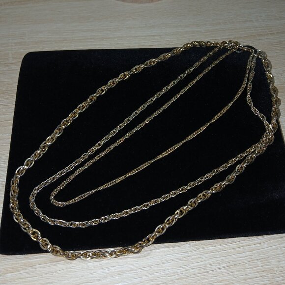 Gold Tone Layered Chains Vintage Necklace Costume Jewelry #106 - Picture 10 of 13